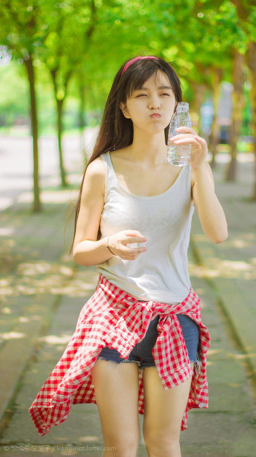 阿森纳边锋回撤参与中场构建,阿森纳边卫